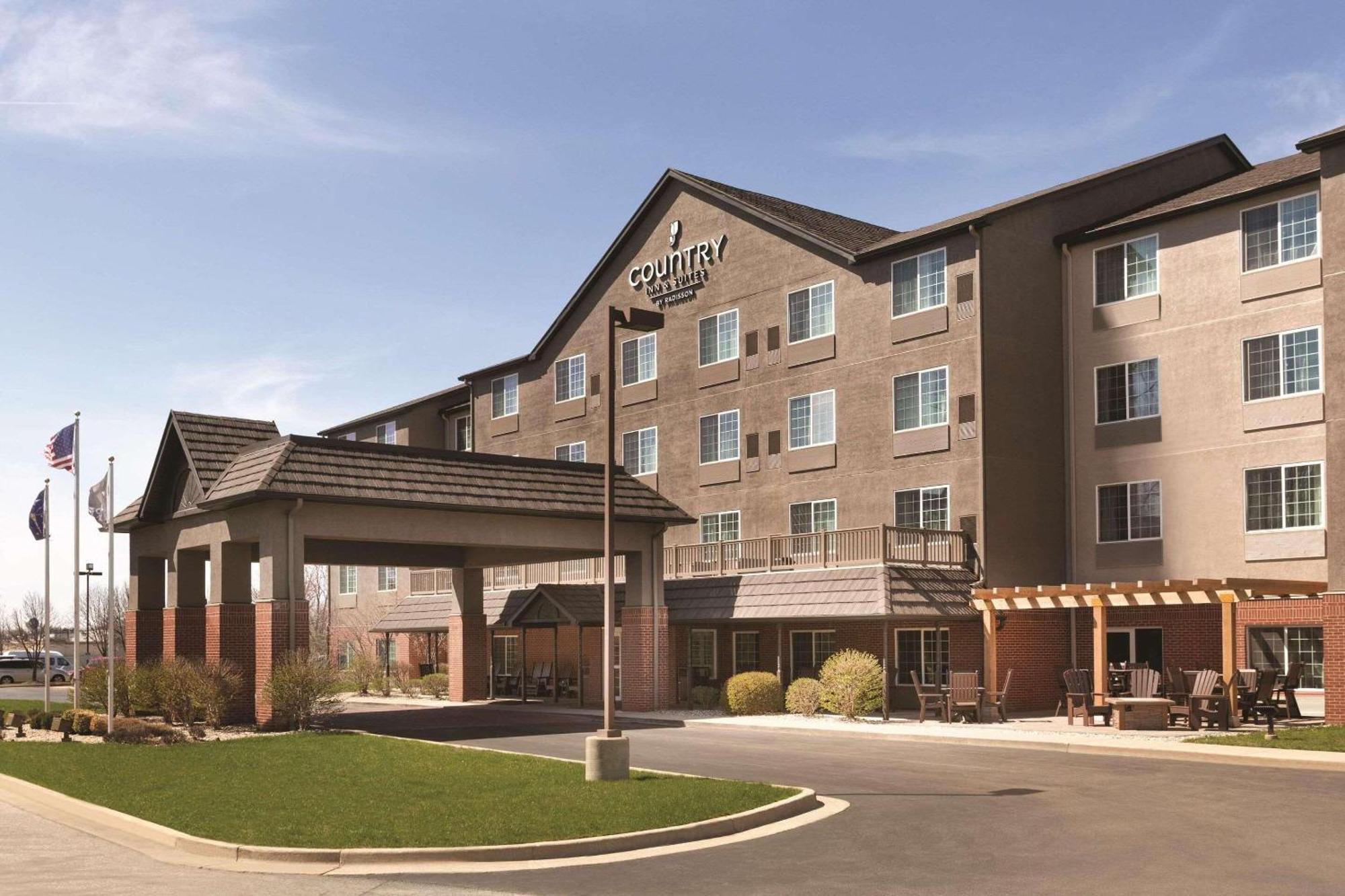 Country Inn & Suites By Radisson, Indianapolis Airport South, In Exterior photo