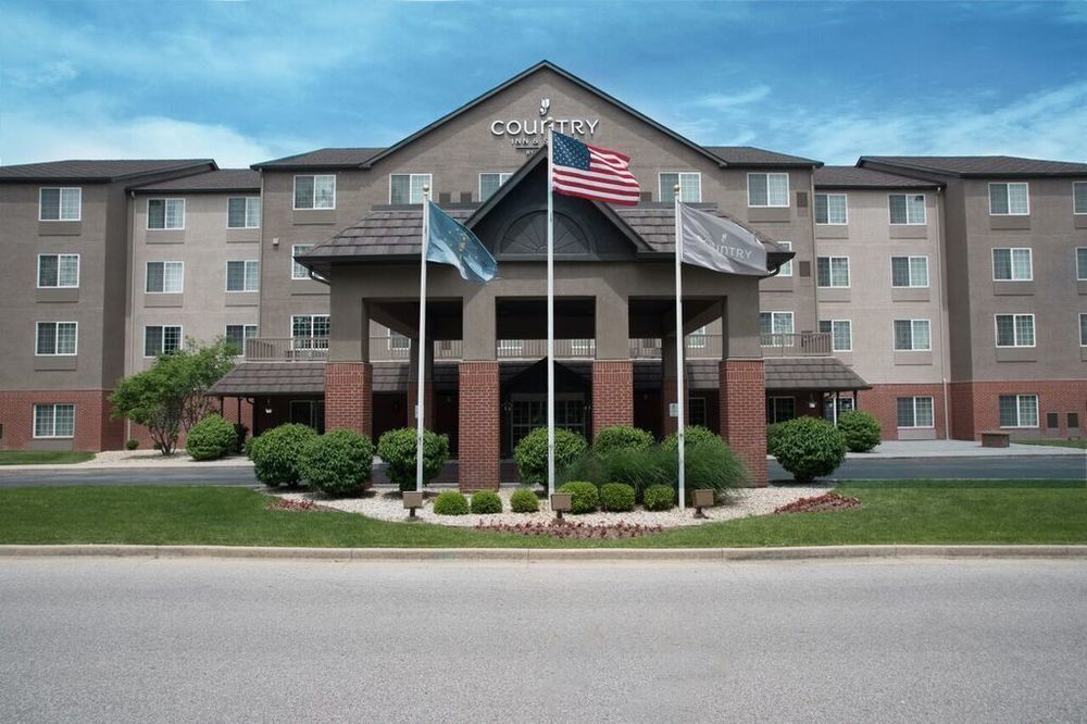 Country Inn & Suites By Radisson, Indianapolis Airport South, In Exterior photo